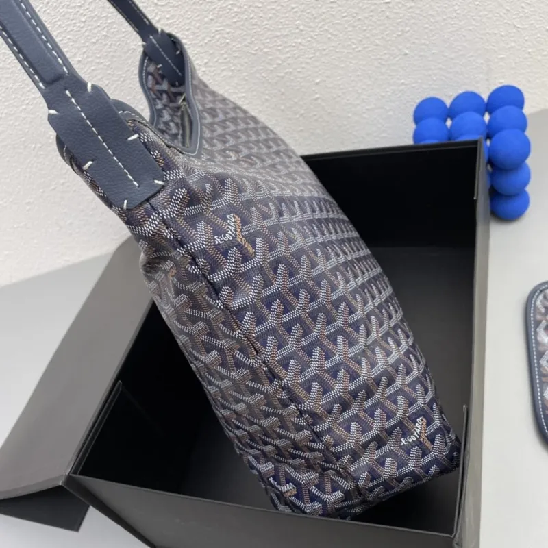 Goyard Dark Blue Hobo Shoulder Bag with Pouch 6021 - Image 4