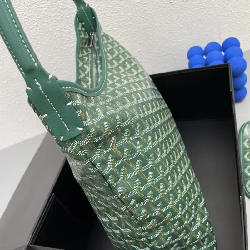 Goyard Green Hobo Bag Model 6021 - Image 4