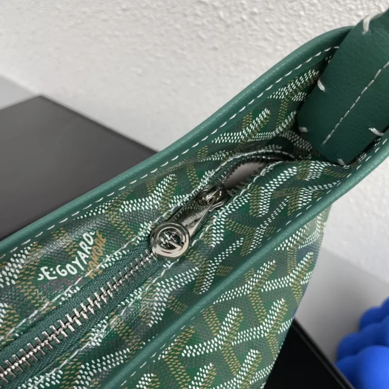 Goyard Green Hobo Bag Model 6021 - Image 5