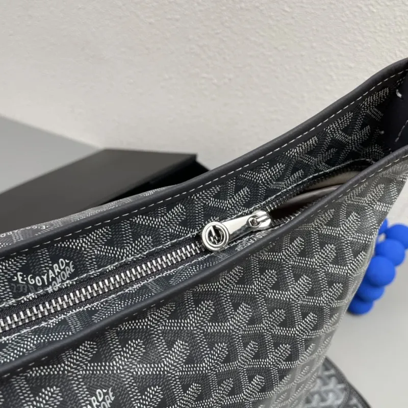 Goyard Gray Top Handle Hobo Bag 6021 - Image 5
