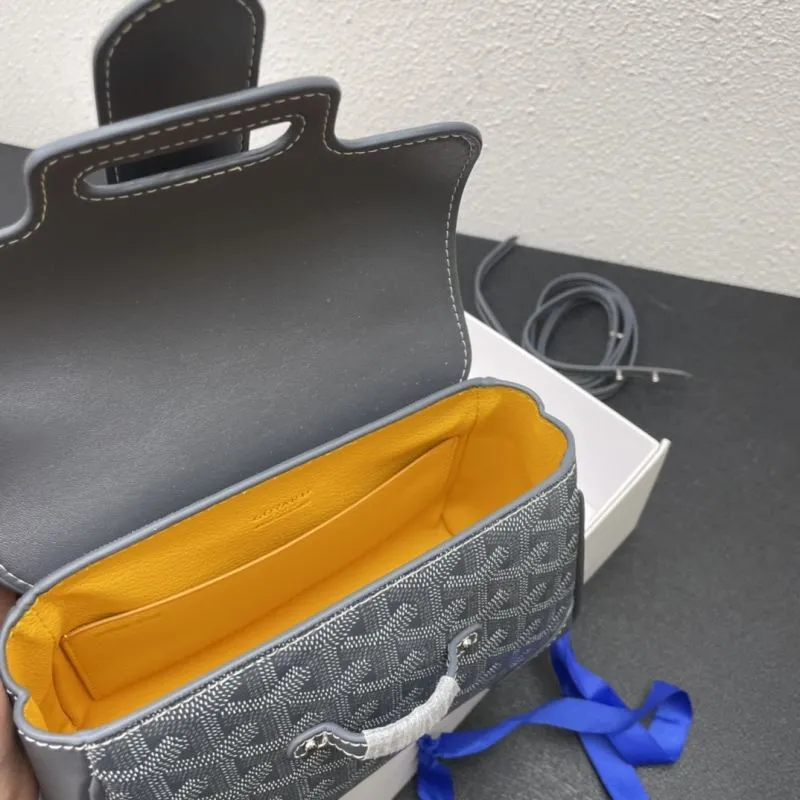 Goyard Gray Top Handle Bag 495 - Image 7