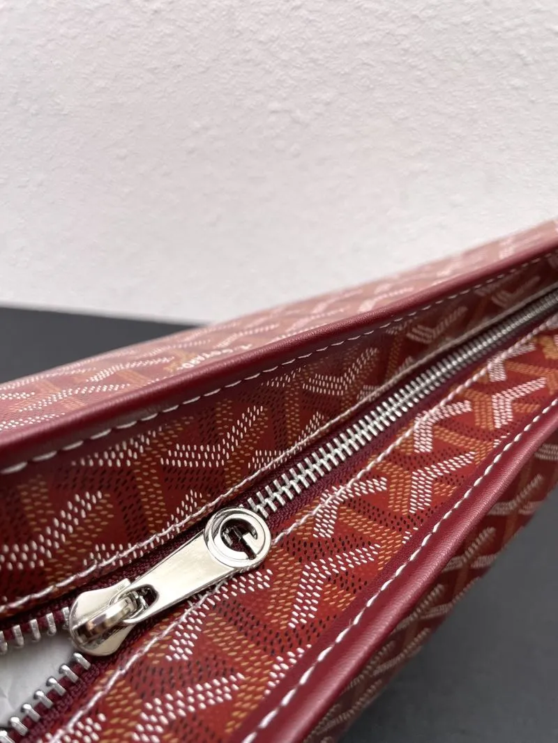 Goyard Burgundy Hobo Underarm Bag with Pouch 42cm - Image 8