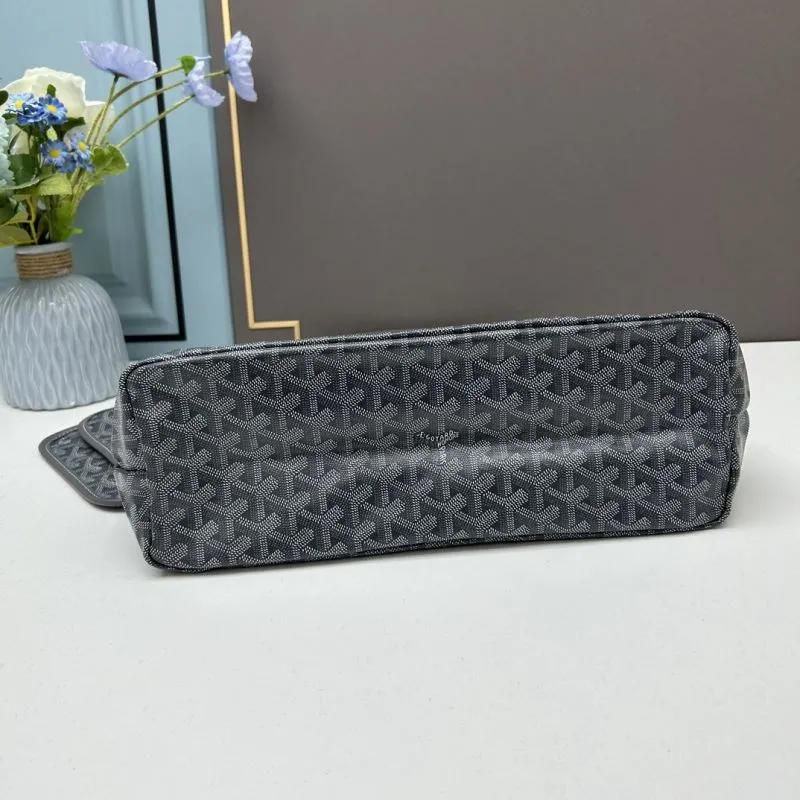 Goyard Gray Underarm Hobo Bag with Pouch - Image 6