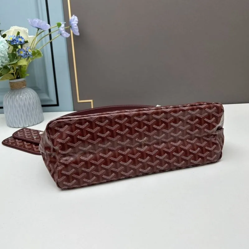 Goyard Burgundy Hobo Shoulder Bag with Pouch - Image 5