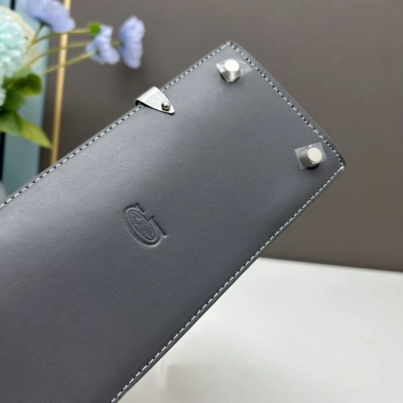 Goyard Gray Top Handle Crossbody Bag - Image 5