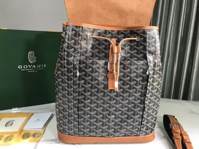 Goyard Black Tan Leather Backpack - Image 5