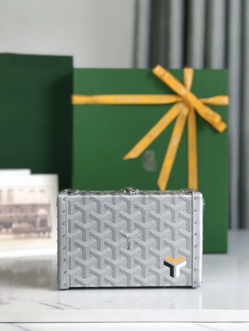 Alternative view of Goyard Box Bags-9