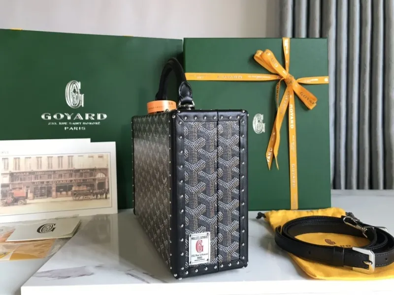 Alternative view of Goyard Box Bags-10