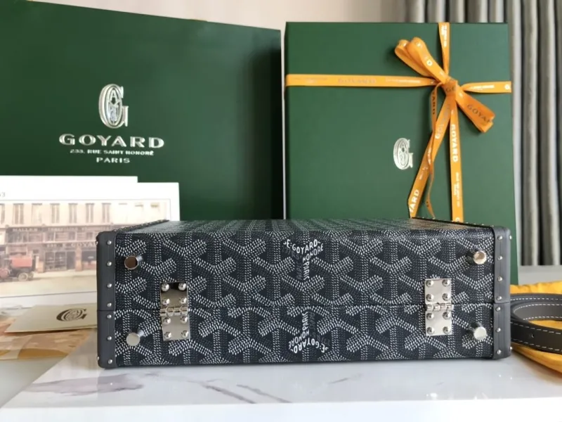 Goyard Dark Gray Trunk Box Handbag - Image 3