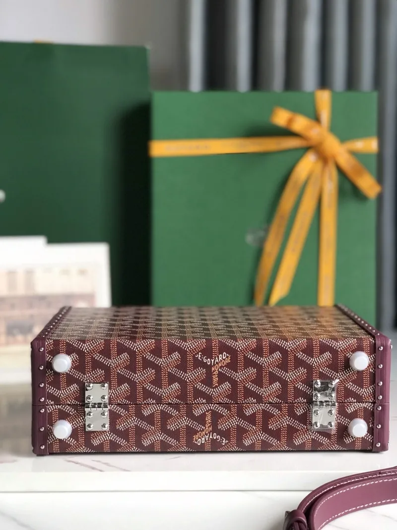 Goyard Women's Burgundy Trunk Handbag - Image 5