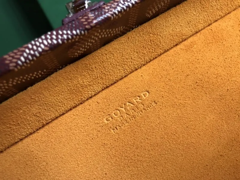 Goyard Women's Burgundy Trunk Handbag - Image 9