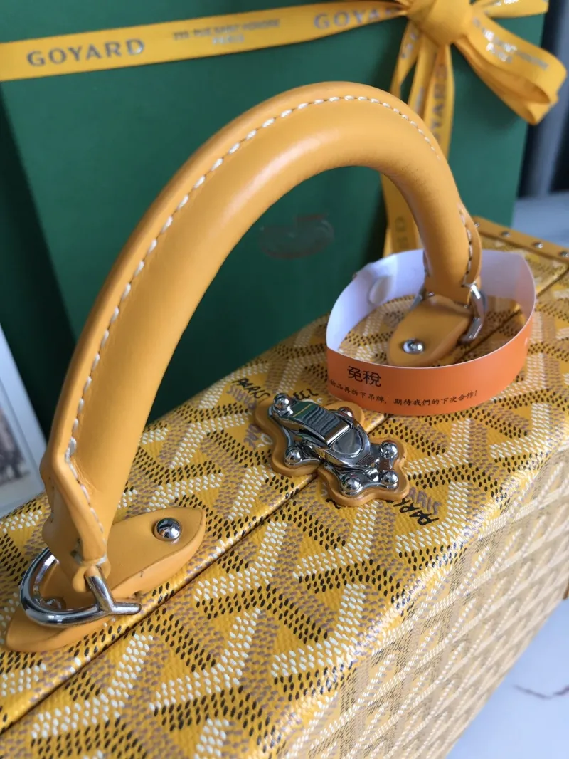 Goyard Yellow Box Crossbody Bag - Image 7