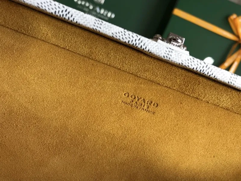 Goyard White Malle Trunk Bag with Strap - Image 8