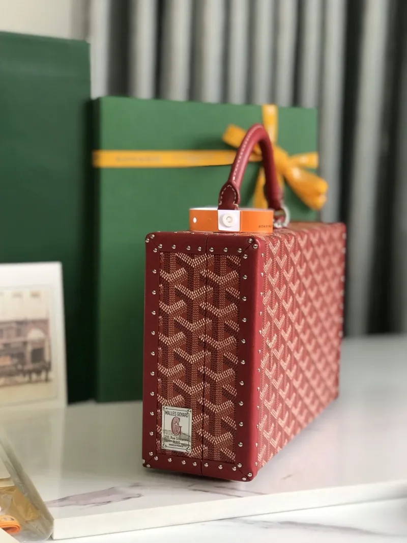 Alternative view of Goyard Red Box Handbag with Detachable Strap