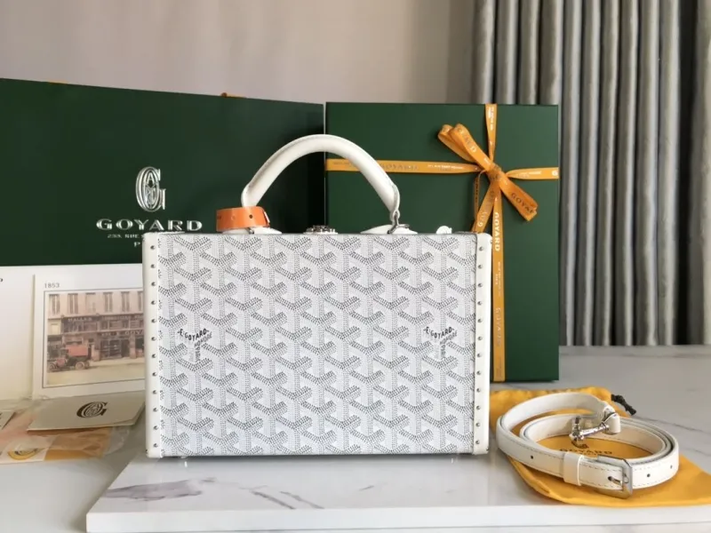 Goyard White Malle Box Bag with Shoulder Strap