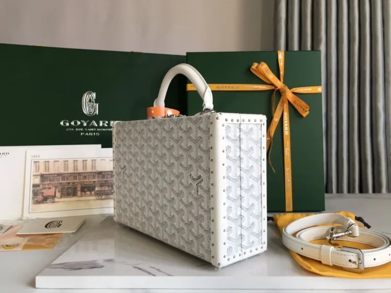 Alternative view of Goyard White Malle Box Bag with Shoulder Strap