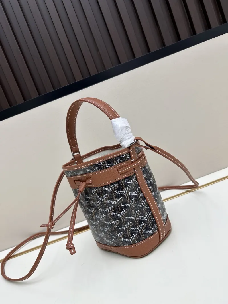 Alternative view of Goyard Bucket Bags-15