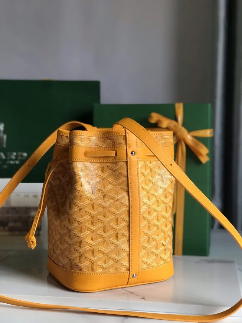 Goyard Yellow Bucket Bag Size 27 - Image 3