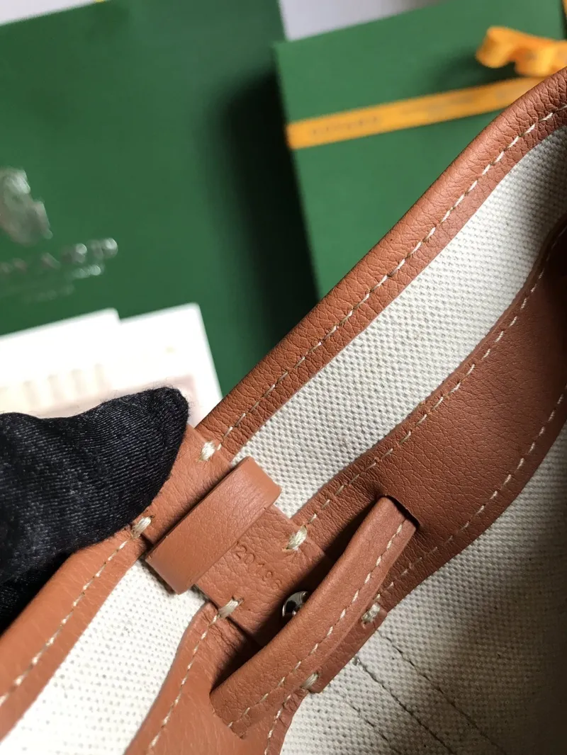 Goyard Black Bucket Bag with Brown Trim - Image 8