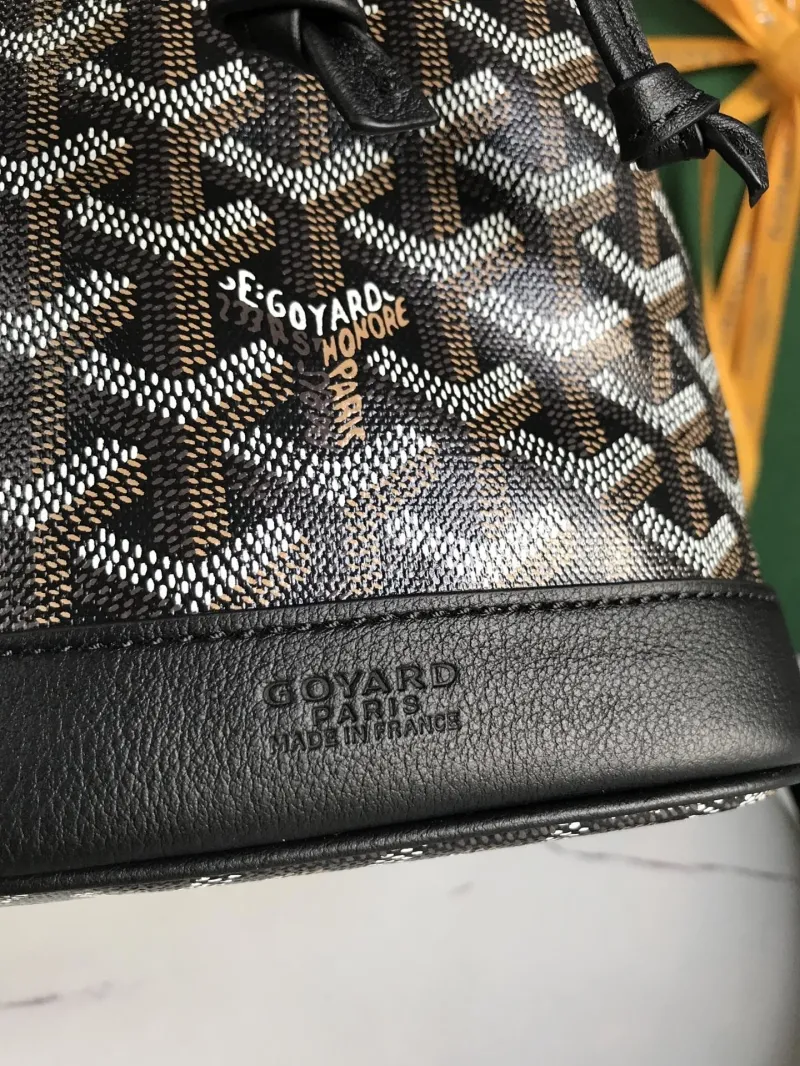 Goyard Black Leather Bucket Bag - Image 6