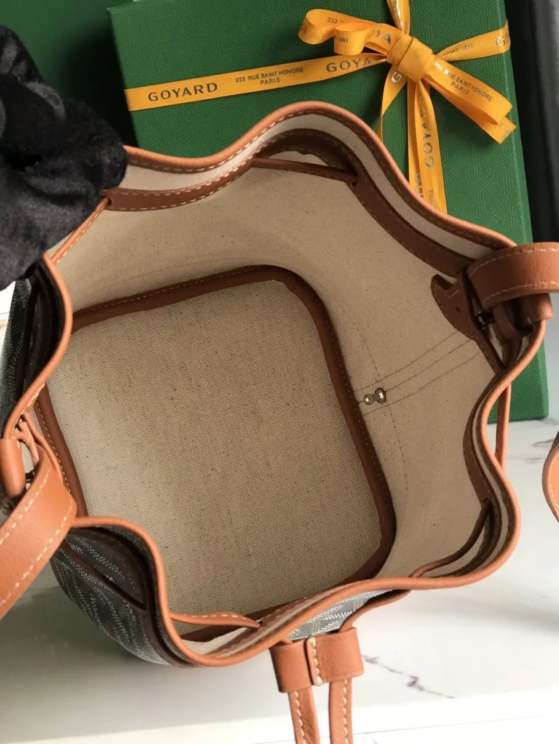 Goyard Black Tan Leather Bucket Bag - Image 7