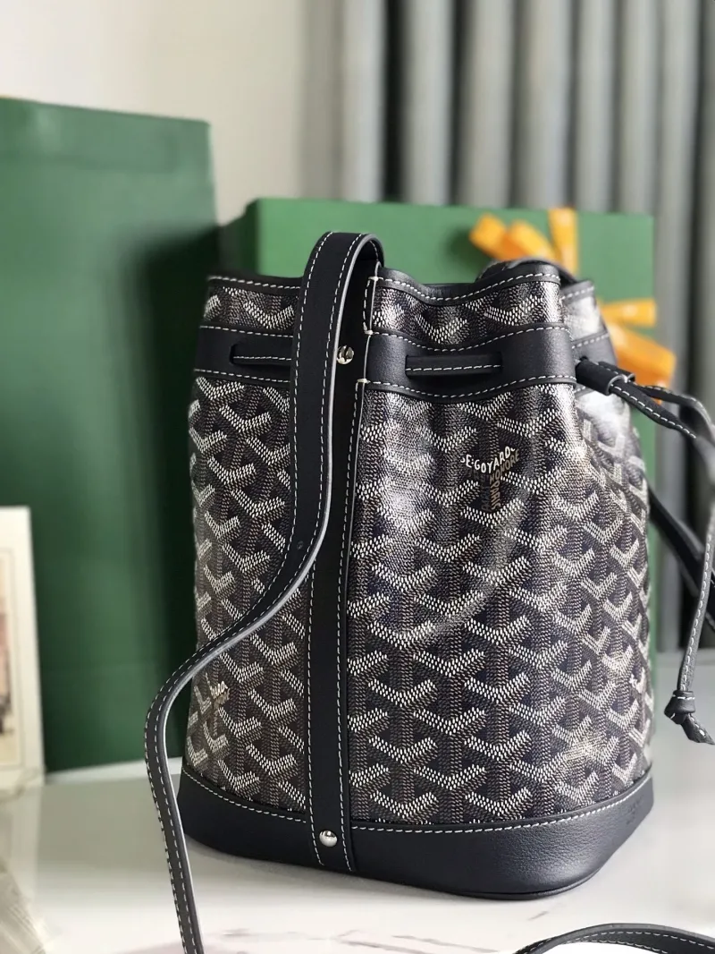 Alternative view of Goyard Bucket Bags-47