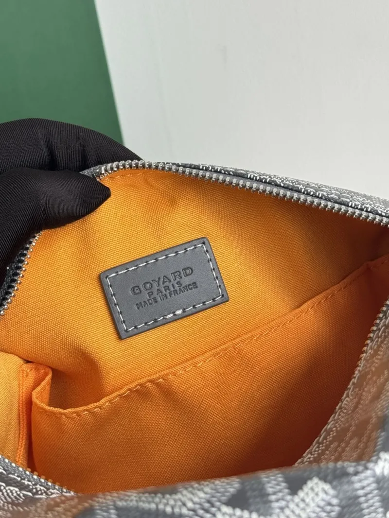 Goyard Gray Travel Cosmetic Bag - Image 9