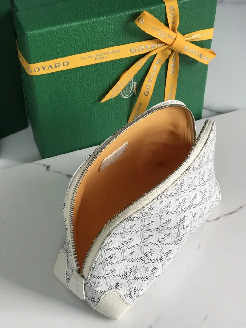 Goyard White Travel Cosmetic Bag - Image 7