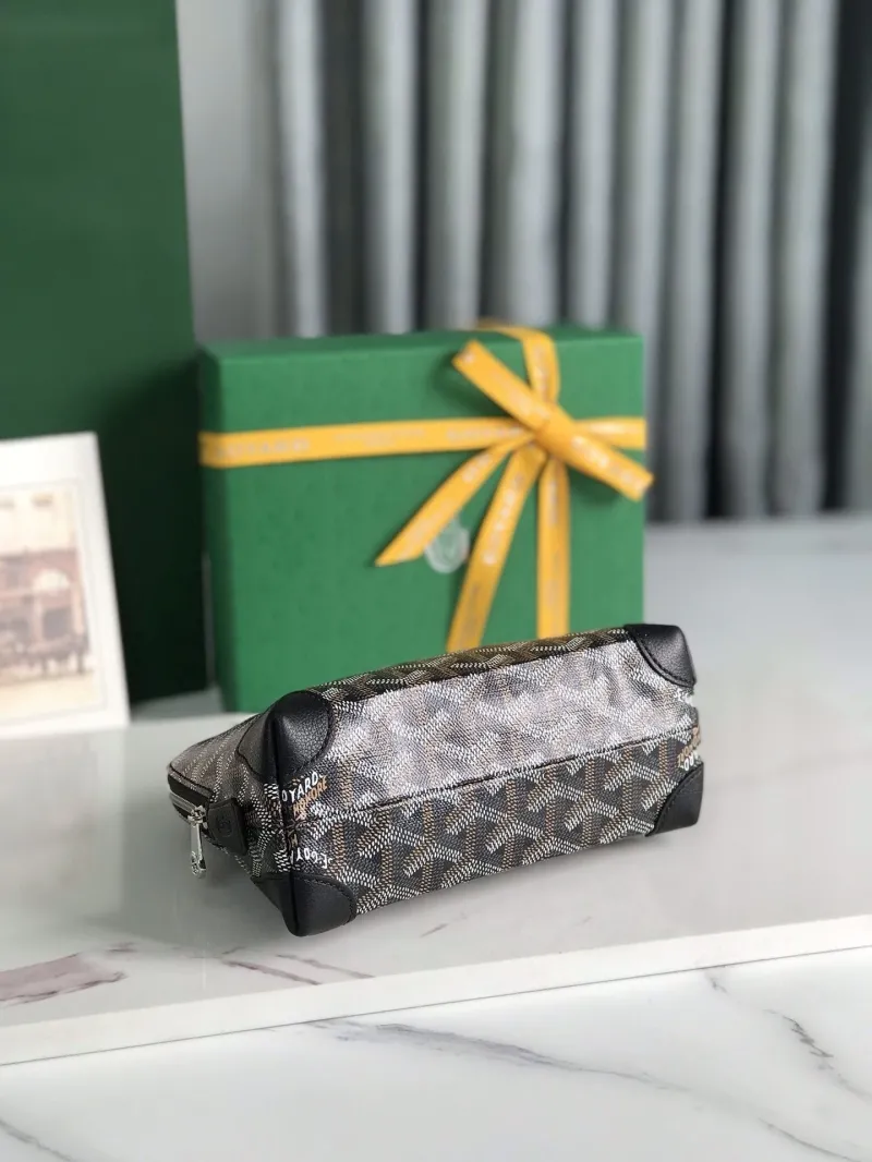 Goyard Black Cosmetic Travel Pouch - Image 5