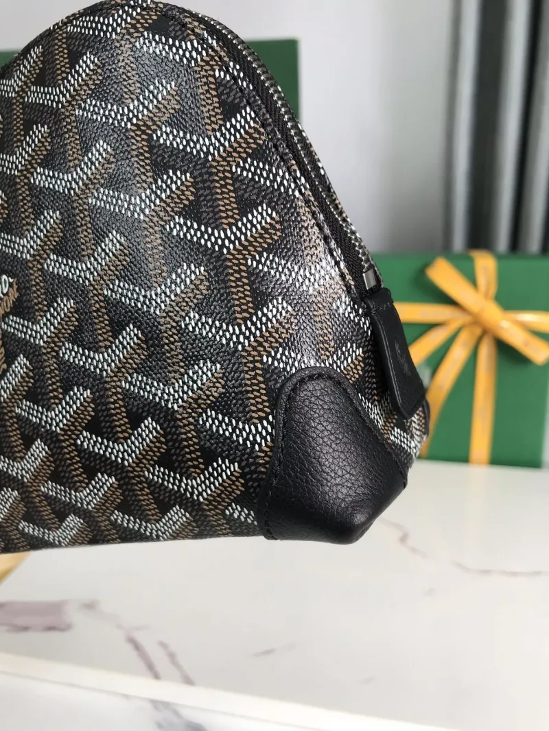 Goyard Black Cosmetic Travel Pouch - Image 6