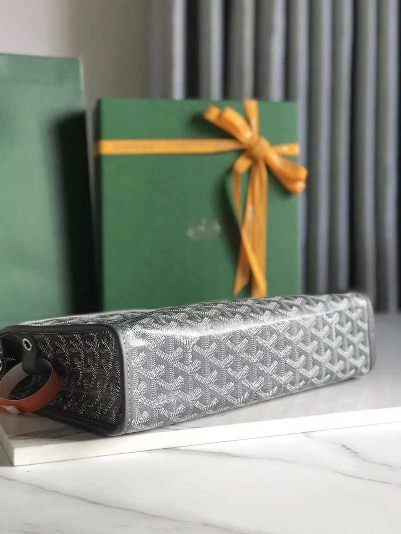 Goyard Cosmetic Bags-20 - Image 4