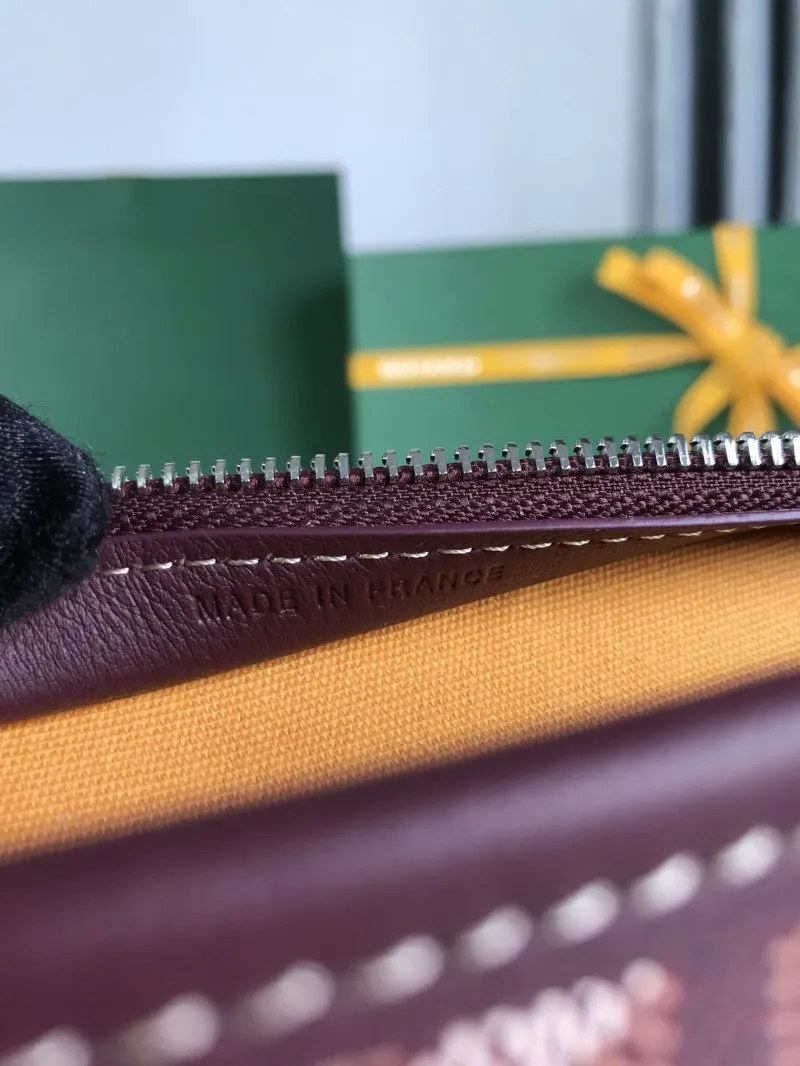 Goyard Burgundy Cosmetic Pouch - Image 9