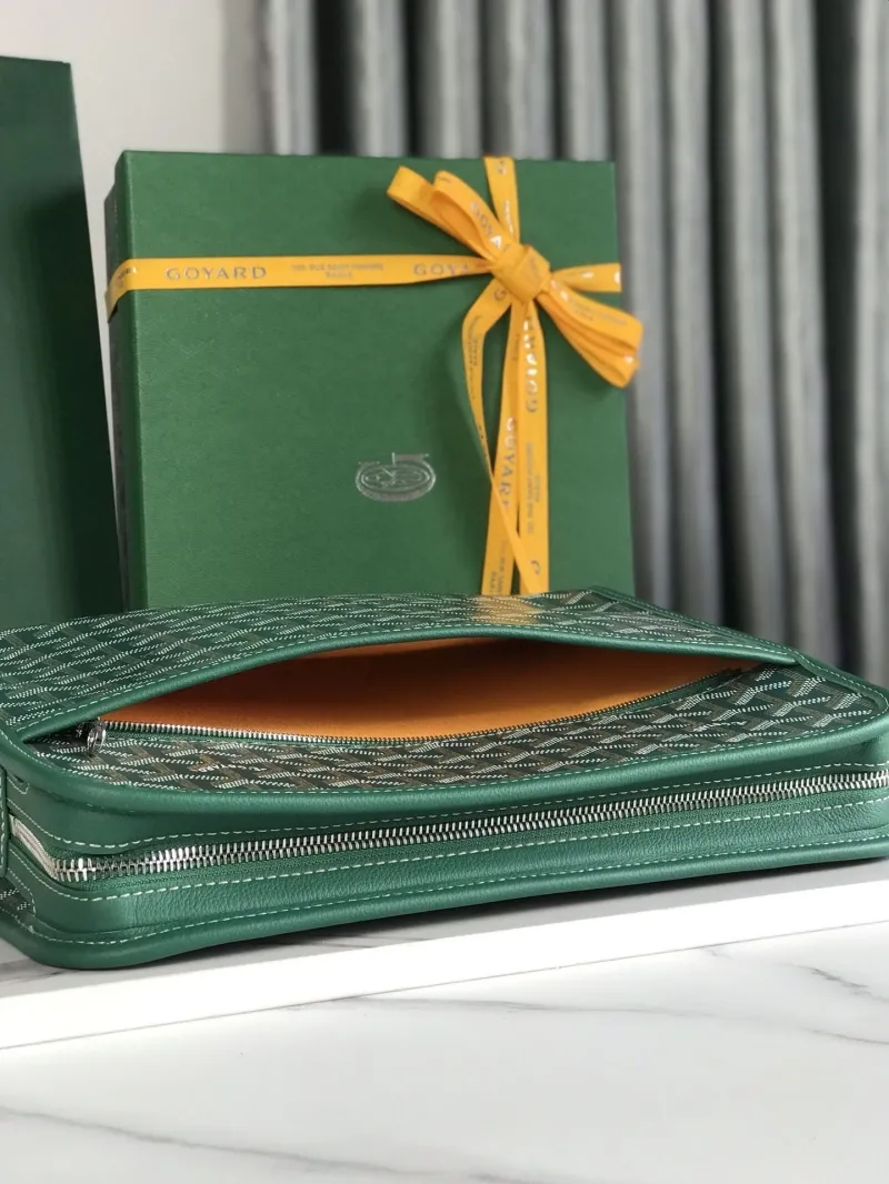 Goyard Green Cosmetic Pouch Bag - Image 3