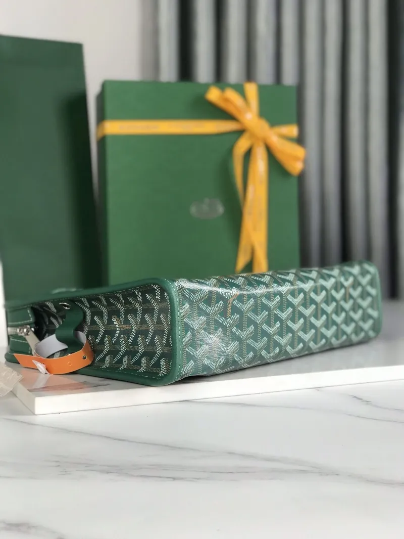 Goyard Green Cosmetic Pouch Bag - Image 6