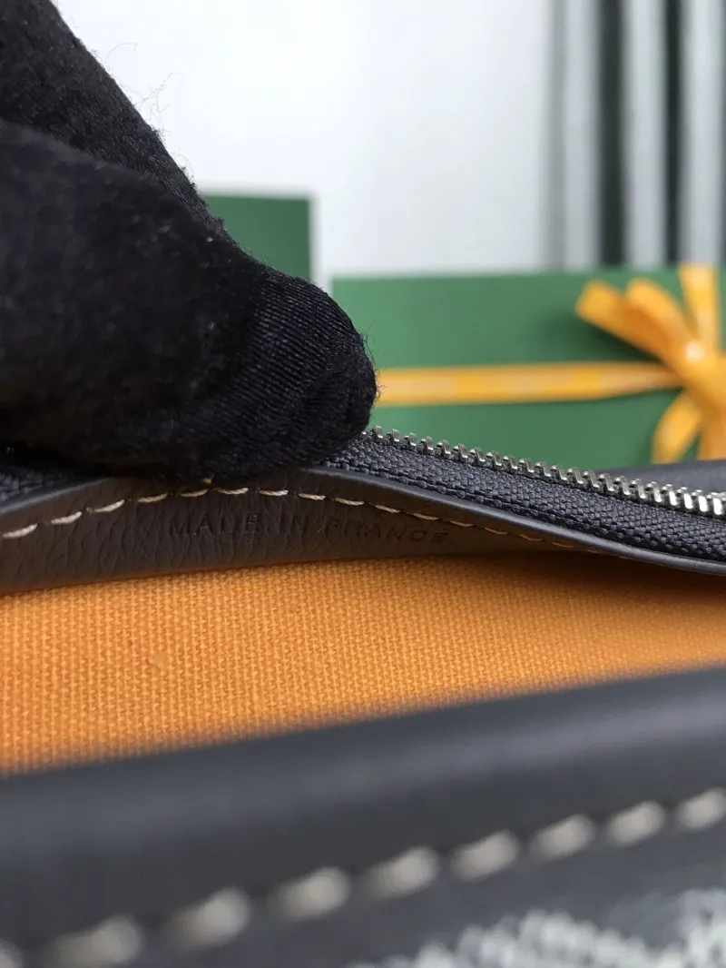 Goyard Dark Gray Cosmetic Pouch 31 - Image 9