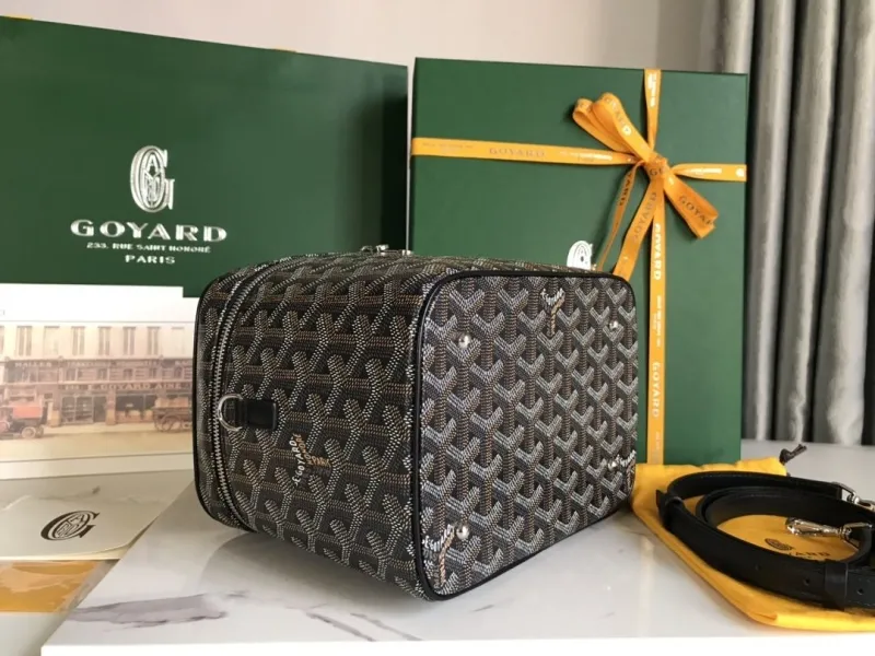 Goyard Black Cosmetic Bag with Strap - Image 3