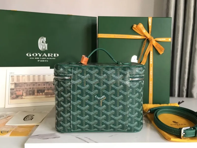 Goyard Green Cosmetic Bag with Shoulder Strap - Image 3