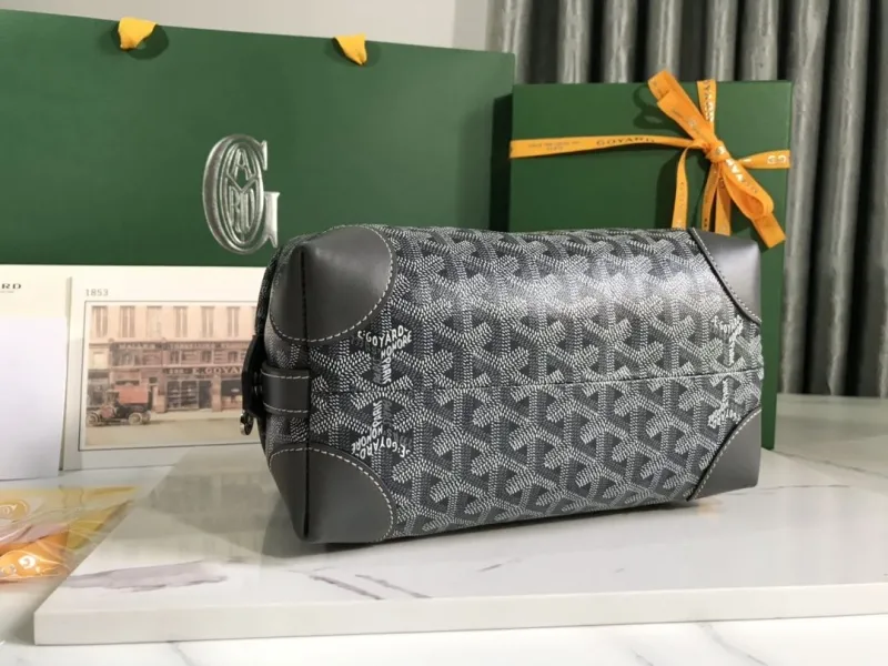 Goyard Gray Cosmetic Bag 61 - Image 5