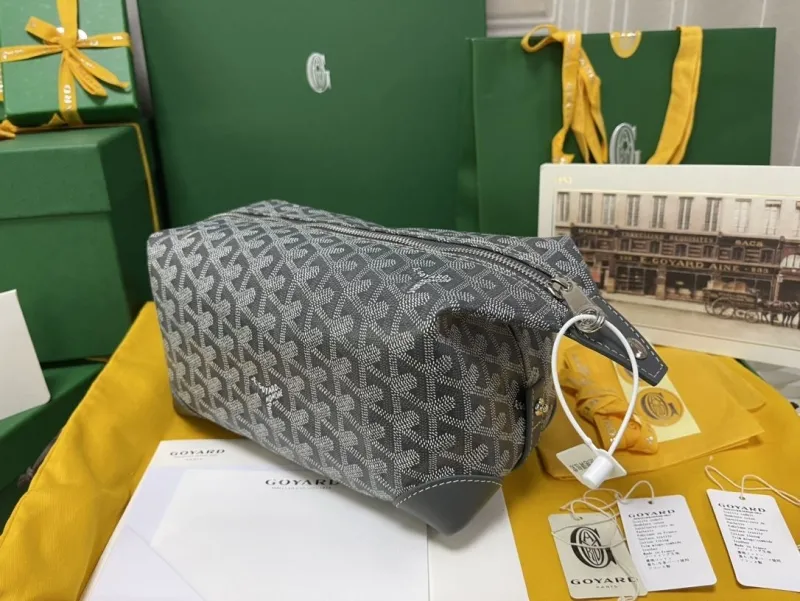 Alternative view of Goyard Cosmetic Bags-81