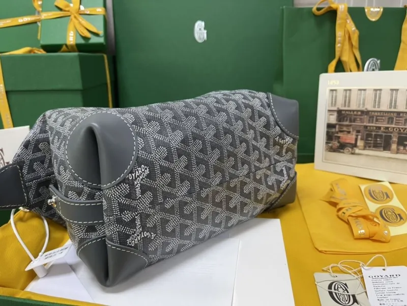 Goyard Gray Cosmetic Bag - Image 5