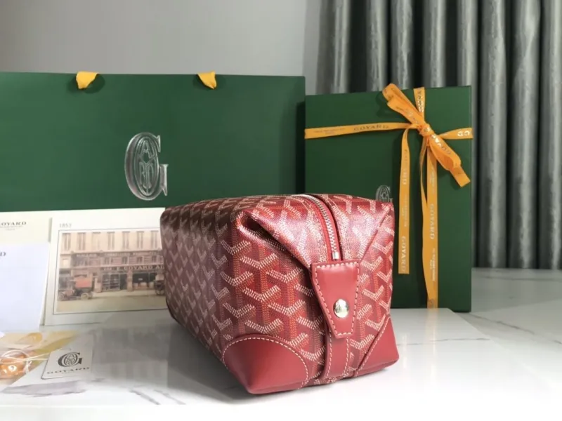 Alternative view of Goyard Red Cosmetic Bag 93