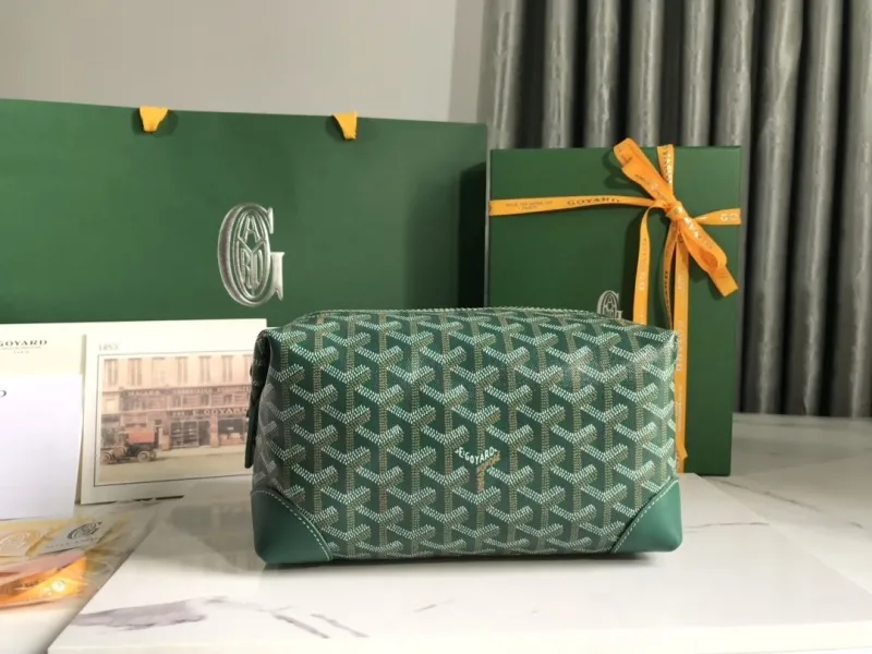 Goyard Green Cosmetic Bag 96
