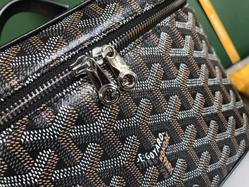 Goyard Black Cosmetic Bag 98 - Image 4