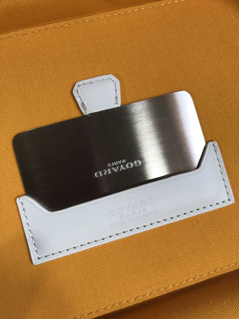 Goyard White Cosmetic Bag with Shoulder Strap - Image 9