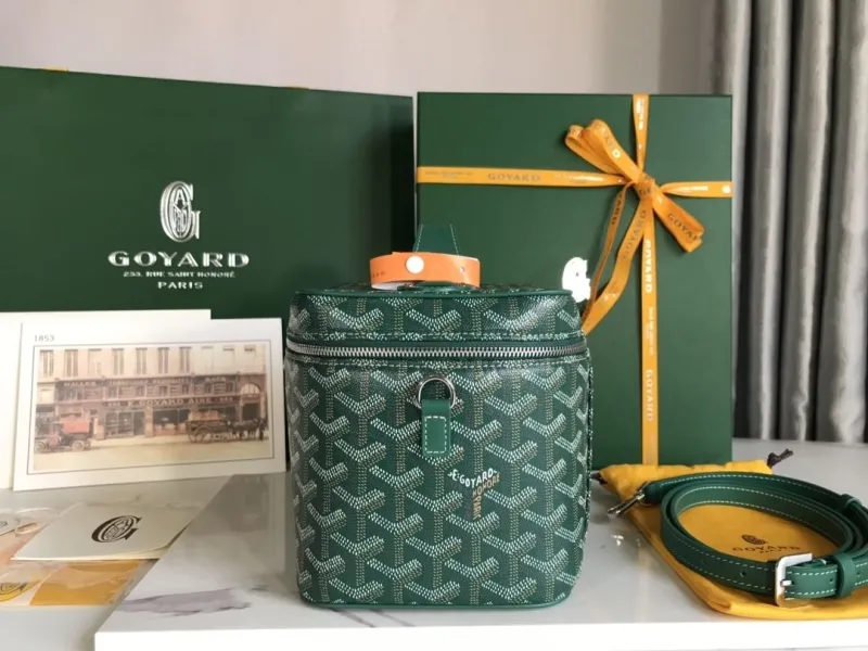 Alternative view of Goyard Cosmetic Bags-122