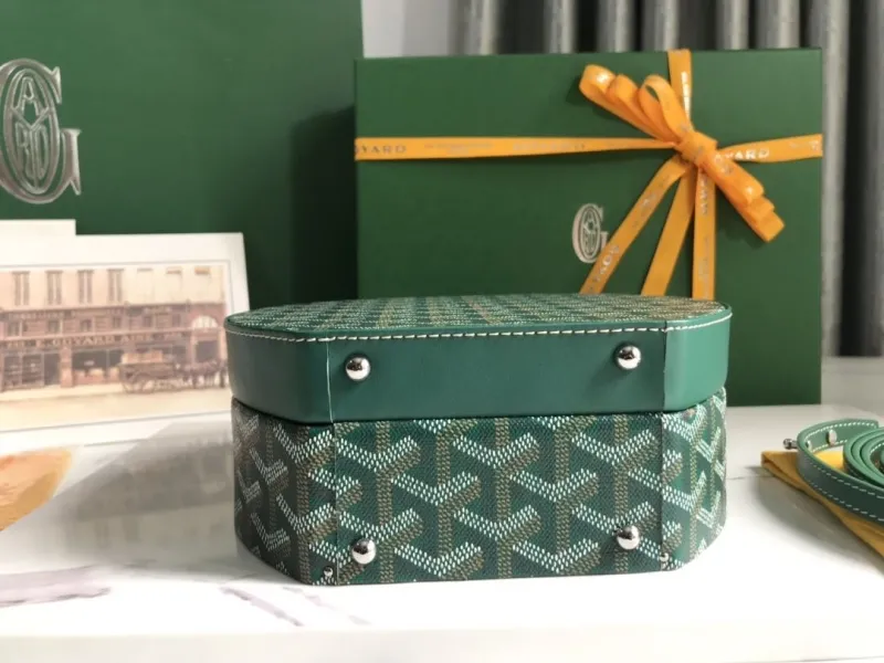 Goyard Green Round Top Handle Bag - Image 3