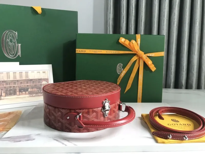 Goyard Red Round Top Handle Handbag - Image 4