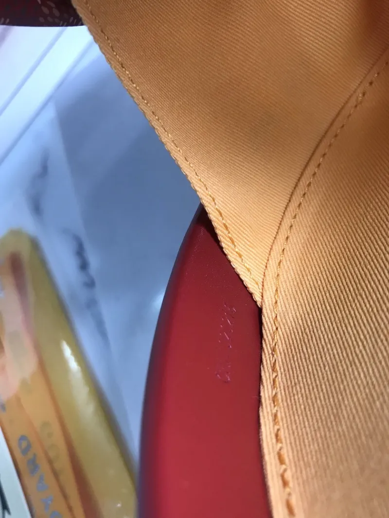 Goyard Red Round Top Handle Handbag - Image 7