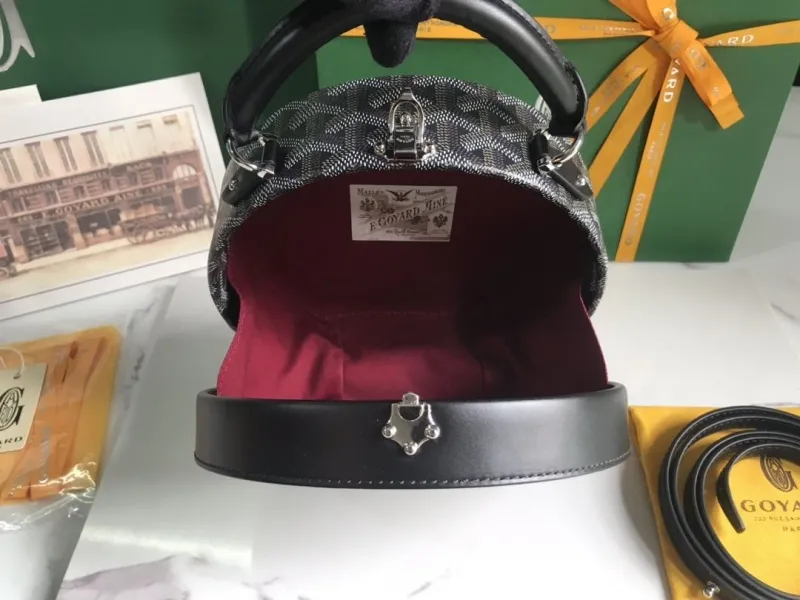 Goyard Black Round Top Handle Handbag - Image 7
