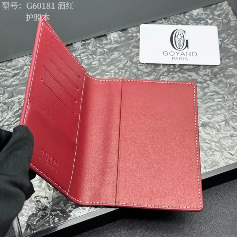 Goyard G60181 Burgundy Passport Holder - Image 4